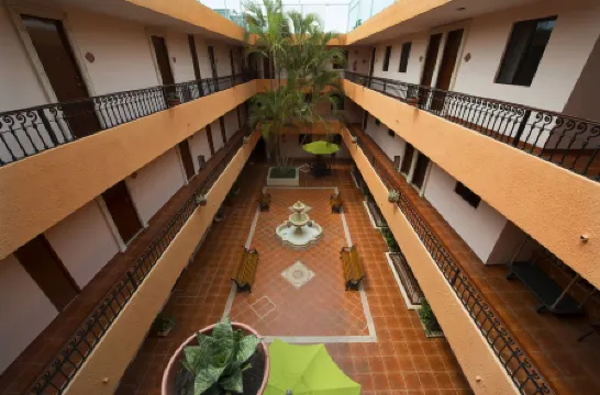 德爾哥本納多爾酒店