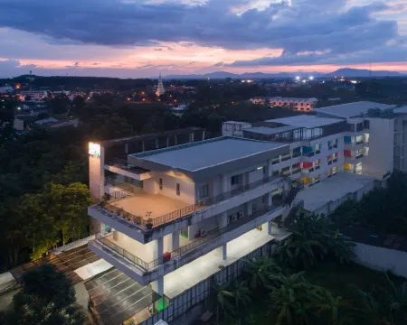 エコ イン ホテル トランのホテル