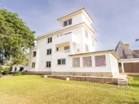 Queens Chateau Boutique Villa Hotels in Galu
