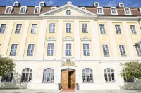Gewandhaus Dresden, Autograph Collection - Boutique