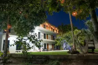 Hotel Makech - 3-Star