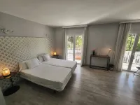 โรงแรม คาซา ดาเลีย