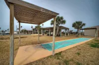 Stay Palm by Avantstay Boardwalk, Pool