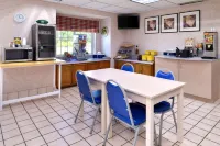 Americas Best Value Inn and Suites Maryville Hotels in Polk Township