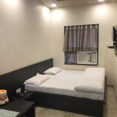 Hotel Bani Hashim Hotels near Dargah Sharif