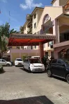 New Safari Hotel - 3-Star