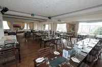 Lion Hotel & Studio Apartments - Завтрак