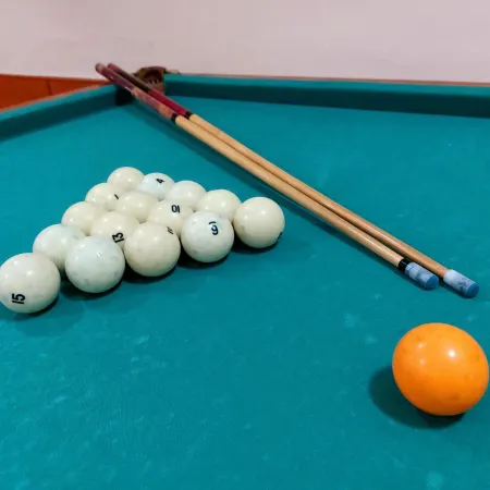 University Hotel Tsakhkadzor Отели рядом с достопримечательностью «Горнолыжный курорт Цахкадзор»