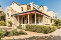 L'Ermitage - Franschhoek Chateau & Villas Hotels in Franschhoek