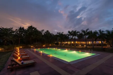 Soulacia Hotel and Resort Отели в г. Мандла