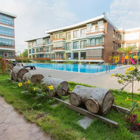 Accra Luxury Apartments at Pearl In City