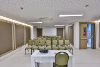 Mega Moda Goiania Hotel Hotel a Goiânia