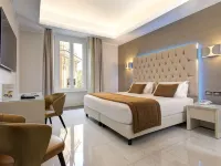 Marcella Royal Hotel - Rooftop Garden Hotels near San Silvestro in Capite