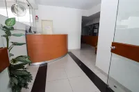 Miraflores Apartments 110 Alcanfores Street by Private Host
