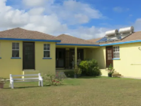Gemini House Bed & Breakfast Hotels in Oistins