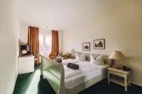 Seehotel Heidehof Hotels in Neubrandenburg