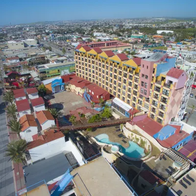 Hotel Festival Plaza Playas Rosarito Hotels in de buurt van Muelle De Rosarito