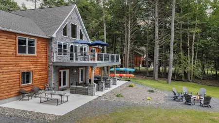 Nittany Cabin by Avantstay Lakefront, View, Firepit