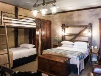 Saltbush Retreat Hotels in Longreach