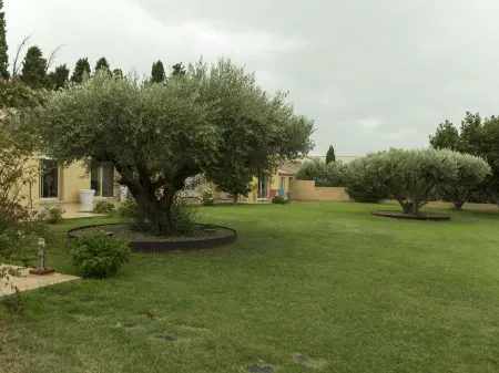 La Casa Nert Отели в г. Корбер