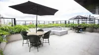 Easy Life Campos Salles by Xtay Hotels in Colombo