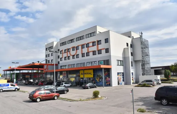 SLEEEP酒店維納諾伊多夫