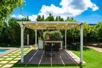 Villa Dimokratia Hotels near Karavitakis Winery / Οινοποιείο Καραβιτάκη