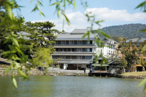 Sarusawaike Yoshidaya