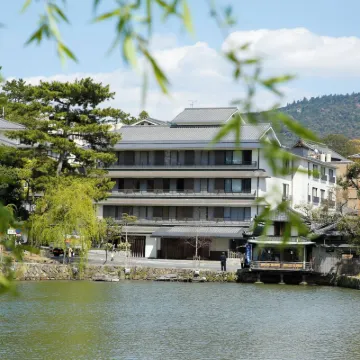 ซารุซาวะอิเกะ โยชิดายะ โรงแรมใกล้Yoshikien Garden