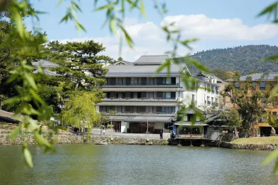 薩若薩瓦吉吉田屋酒店 鄰近奈良公園和服體驗出租租賃的酒店