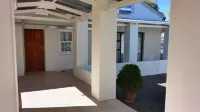 Nguni Country Lodge Hotels in Middelburg