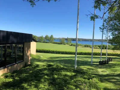 Yxnerum Hotell, Kurs & Konferenscenter Hotels near Hägerstad slotts ekhage naturreservat