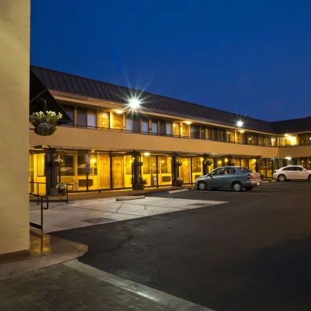 Hotel Strata