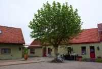 B&B de Zoete Kers Hotels in Waregem