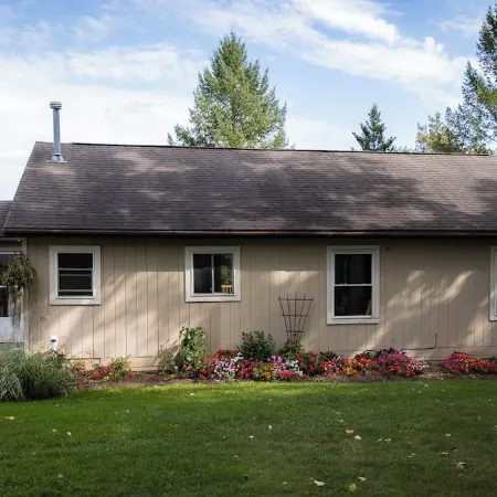 Peaceful Hilltop Retreat Near Keuka Lake & Wine Trails