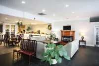 Greenville Inn and Suites Hotel a Gantt