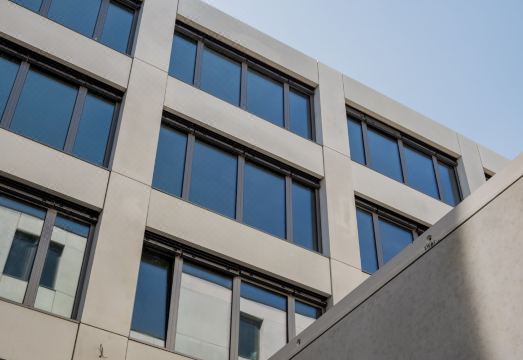 5. 네나 아파트먼트..