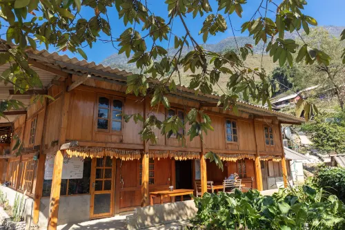 Zizi Homestay and Trekking - Hostel