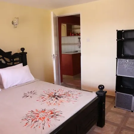 Simani Guest House