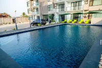 Lifestyle Luxury Hotel and Residence - Pools