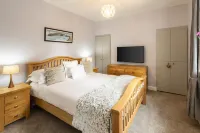 Host & Stay - Arundel Cottage - Tiny Houses