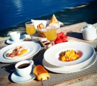 Moorea Island Beach Hotel