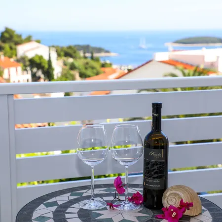 Stella Maris, Hvar - Rooms with Balcony and Stunning Sea View
