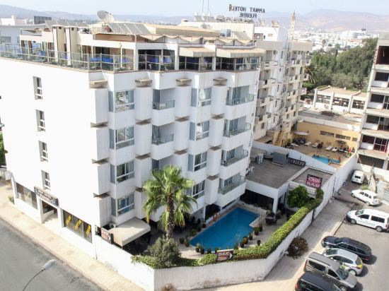 New Farah Hotel