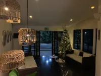 Hotel Mango Airport Hotels in Rio Segundo