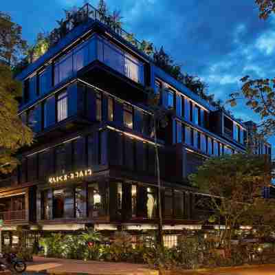 麥德林克裡克拉飯店 Hotel Exterior