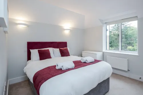 Roomspace Apartments - Lomond Court Hotel a Surbiton