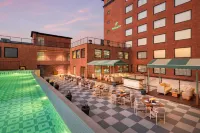 Holiday Inn GURGAON NH8 by IHG - Pools