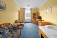 Wellness Hotel Jean de Carro Hotel di Karlovy Vary District