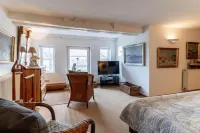 Apartment in Tönning with Harbor Views